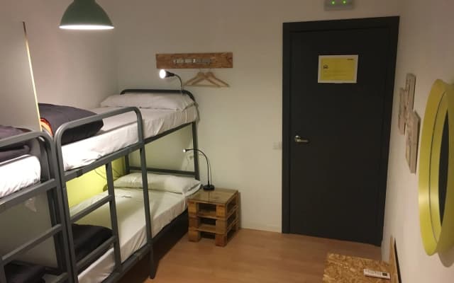 Bed & Bike Hostel Barcelona - photo 3