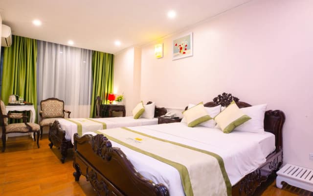 Royal Hotel - photo 3