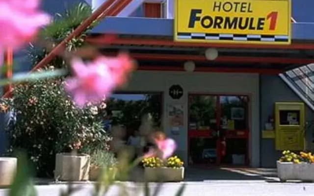 Formule 1 Menteng - photo 2