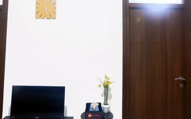 Amazing Pluit Apartment - photo 2