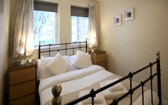 2 Bedroom Meadows Flat - photo 4