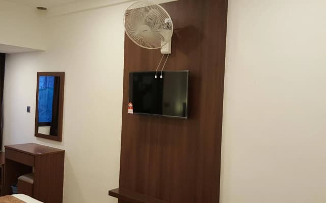 Highlanders Hotel - photo 2
