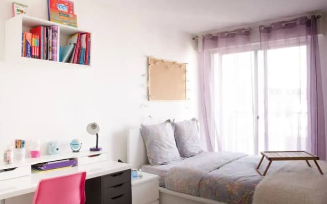 2 Bedroom Apartment With Balcony Near Eiffel Tower and Invalides - photo 4