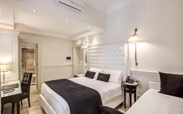 Hotel dei Quiriti Suite - photo 5