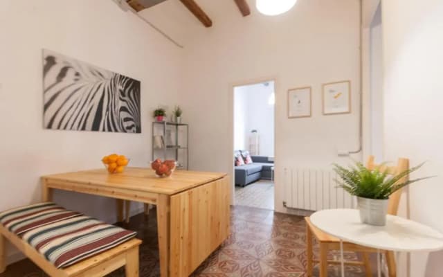 Comfortable Cozy Apartment for Groups in Gracia - photo 3