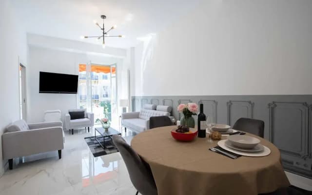 Le Magenta in Nice With 1 Bedrooms and 1 Bathrooms - photo 5