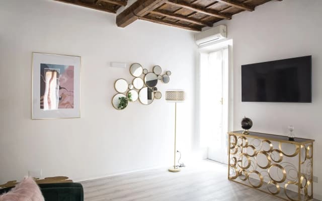 Spanish Steps Studio - photo 2