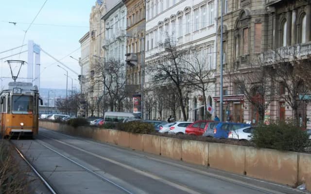 Duna Szecsi Apartman - photo 5