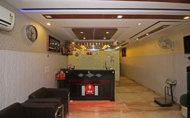 OYO Collection O 476 Hotel Gera's - photo 2