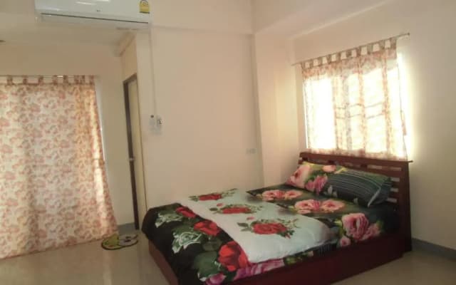 Chanaporn Place - photo 3
