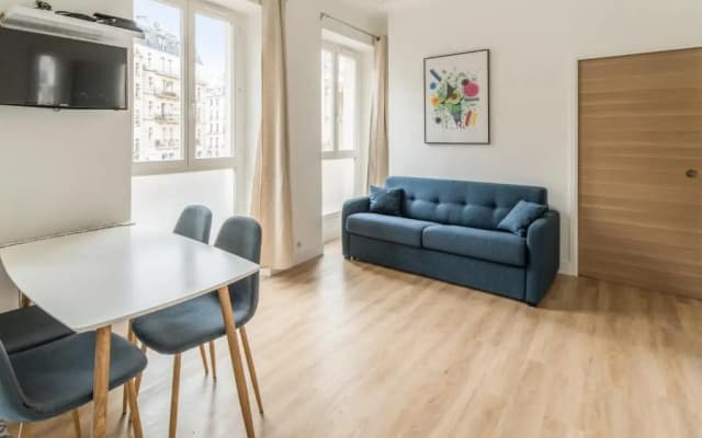 Welkeys Bonne Nouvelle Apartment - photo 4