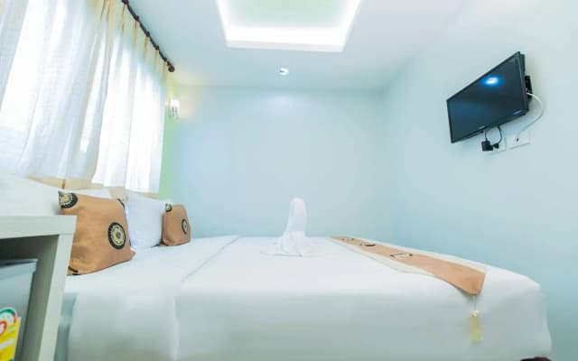 Le Touché Hotel Pratunam - photo 4