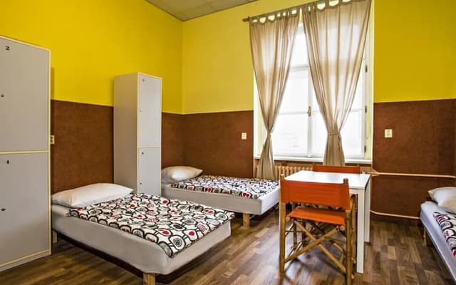 A Plus Hostel - photo 2
