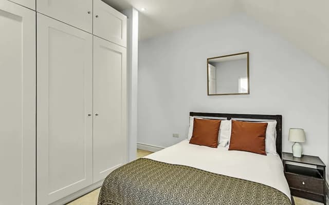Superb Clapham Duplex - photo 2