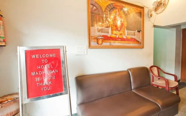 Hotel Aero Capital - photo 5