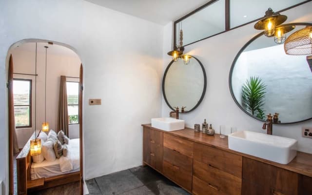 Outstanding Villas Complex, 9 BR, Canggu With Staff - photo 2