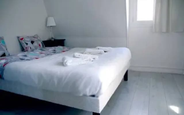 Furnished Apartment in The Heart of 8th District - photo 4