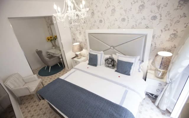 Hostal Boutique Palace - Adults Only - photo 4