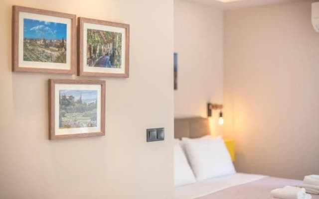 ✰Bright, renovated, spacious and cosy studio✰ - photo 4