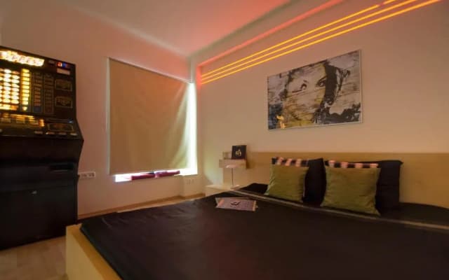 Central Budapest Apartment - photo 2