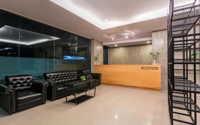 B2 Hotel South Pattaya Premier Hotel - photo 2