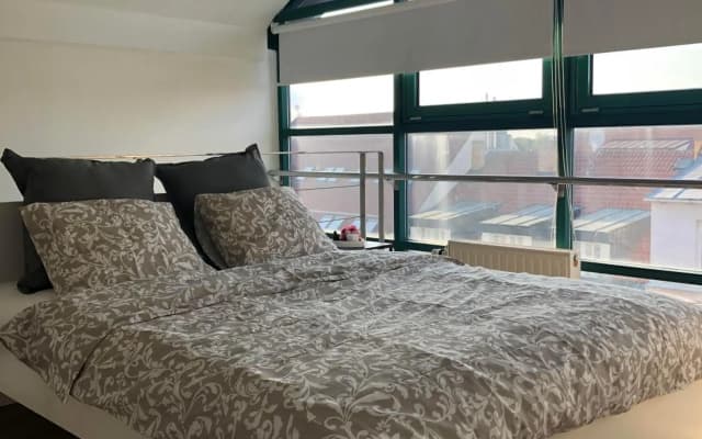 Romantic studio with jacuzzi - photo 2