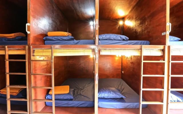 Bali Backpackers Hostel - photo 2