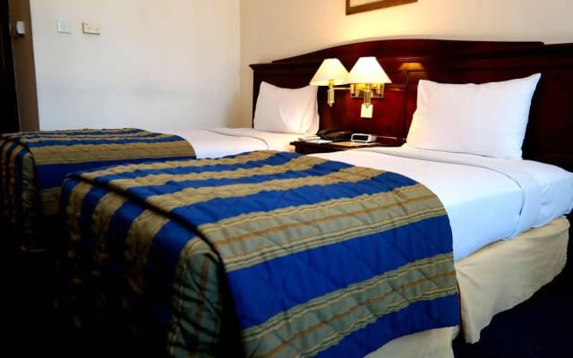 York International Hotel - photo 5
