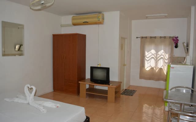 Little Austria Tams Guesthouse - photo 4