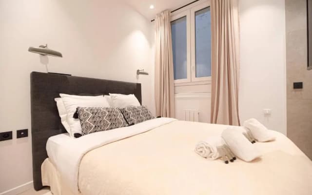 Lovely Home in Champs Elysées - With AC - photo 5
