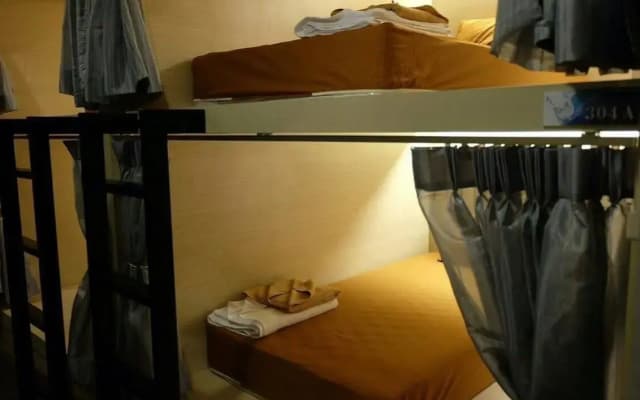 Loma Hostel at Phuket Town - photo 4