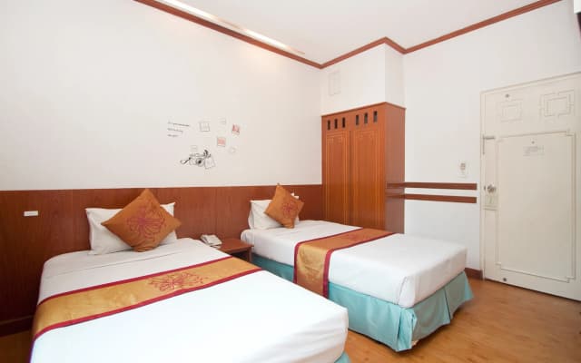 China Town Hotel - photo 5