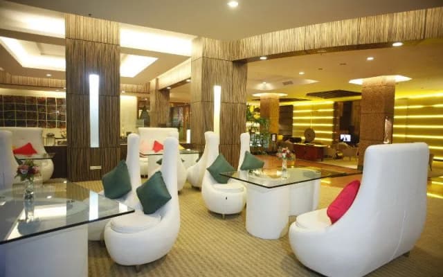 Grand Heritage Hotel & Condo - photo 5