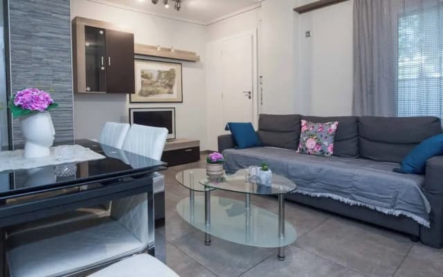 Fresh Spacious Studio Ampelokipoi Metro - photo 4