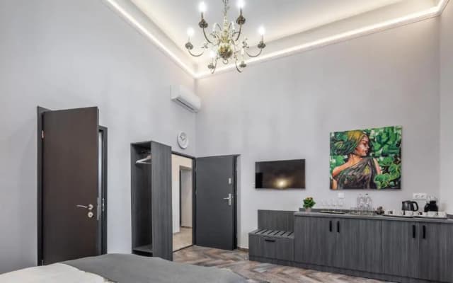 Budapest Marvelous Apartment - photo 2