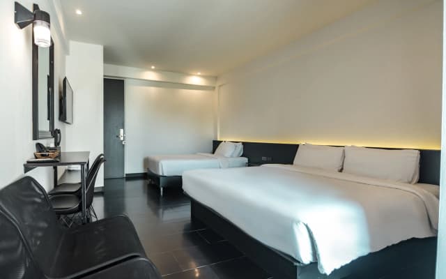 iSilver Hotel - photo 2