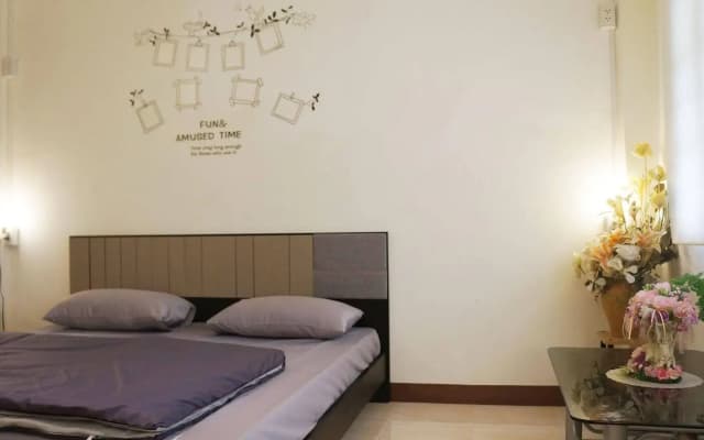 Wake Up Hostel Bangkok - photo 5