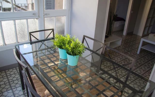 La Pedrera Apartment - photo 3