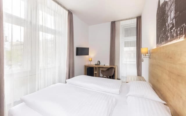 City Hotel Ring - photo 5