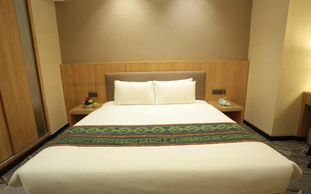 Imperial Riverbank Hotel Kuching - photo 2