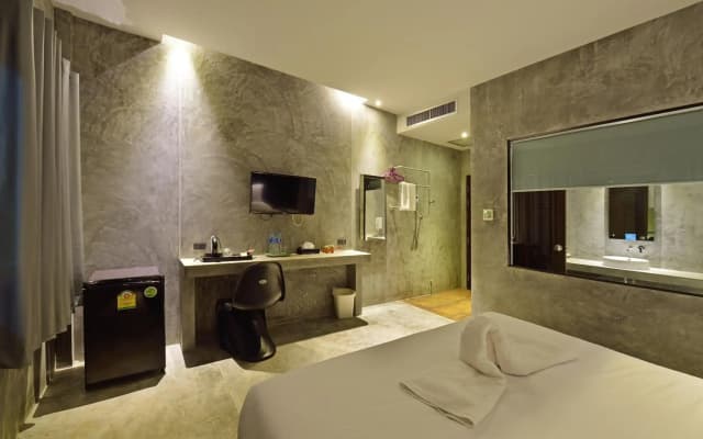 The Oasis Resort - photo 3
