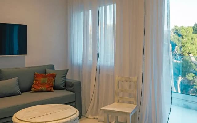 Thamvos Parthenon Rooftop Luxury APTS - photo 3