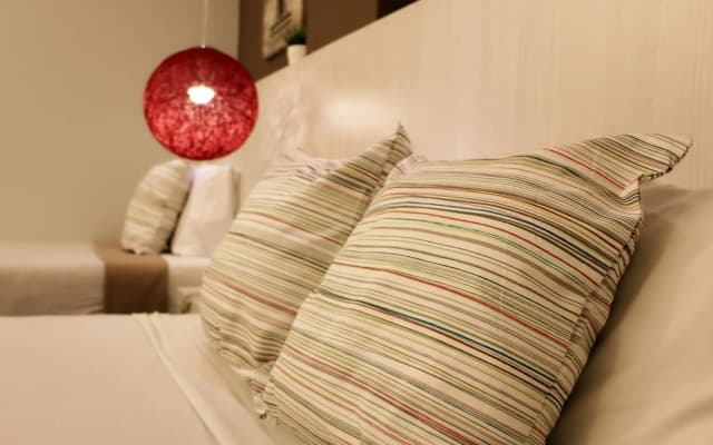 Super OYO 761 City Hotel - photo 3