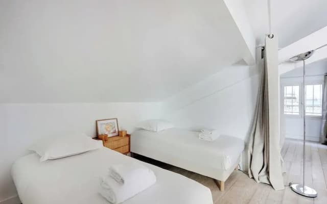 Cozy Apartment & Terrace - 2br/4p - Republique - photo 2