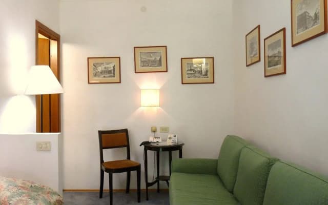 Classic Hotel - photo 5