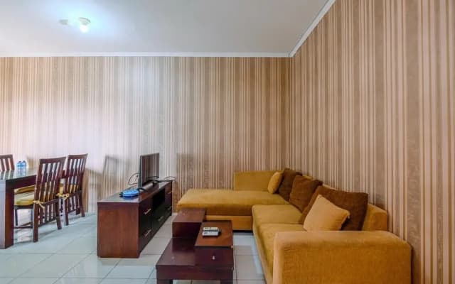 Comfortable 2BR Apartment at Sudirman Park - photo 4