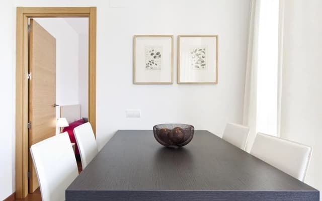 Arago Executive Suites Apartments - photo 2