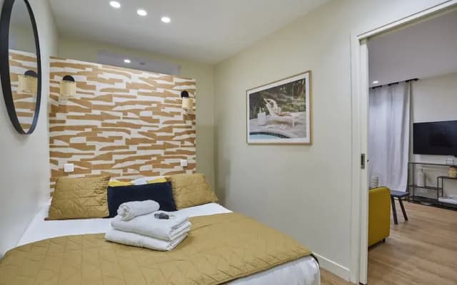 Charming Apartment Center of Paris Montmartre - photo 3