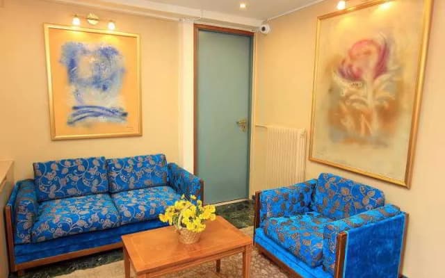 Triton Hotel Piraeus - photo 2