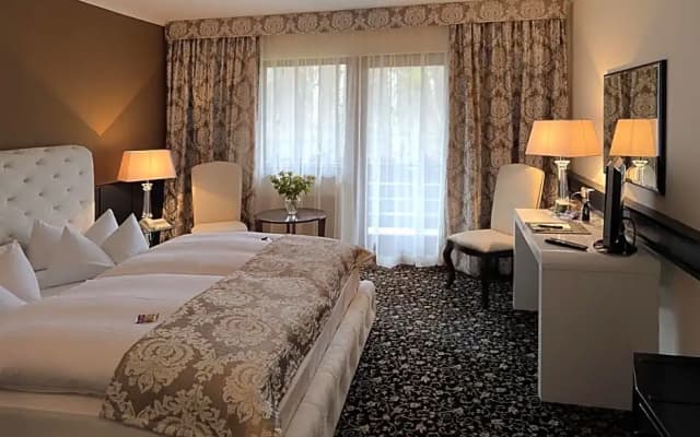 Hotel Forsthaus Wannsee - photo 2